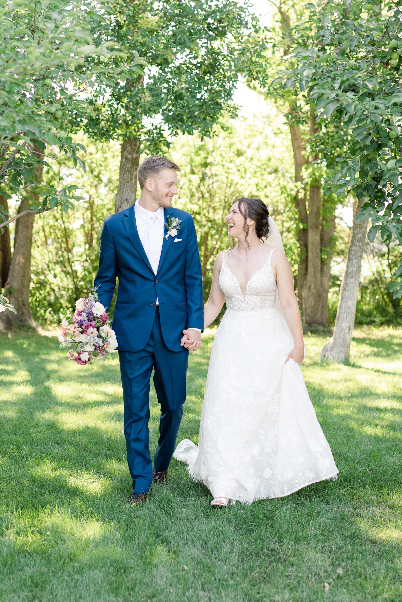 Summer wedding at The Meadow Barn in Harrisburg, SD.